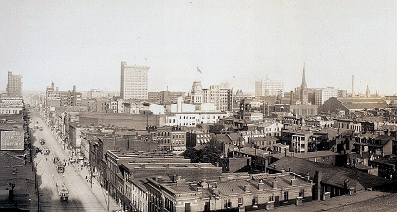 Louisville in 1910 Library of Congress