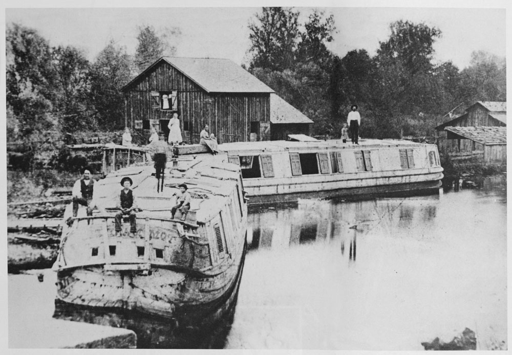 19th century canal boats in Ohio