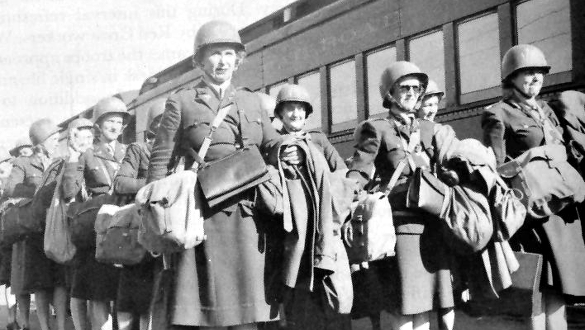 US Army Nurses entraining at Cp. Kilmer, Stelton, New Jersey