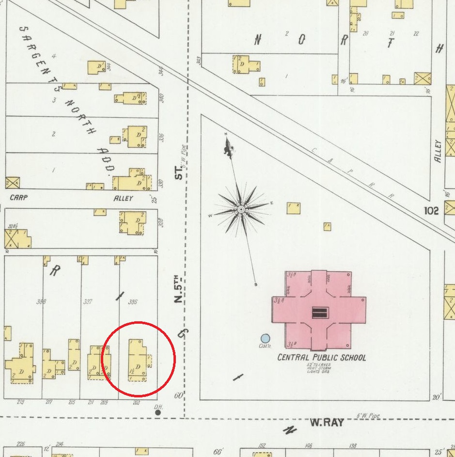 Appearance of the house on Lot 386 on the 1901 Sanborne Fire Insurance maps. (Source: loc.gov)