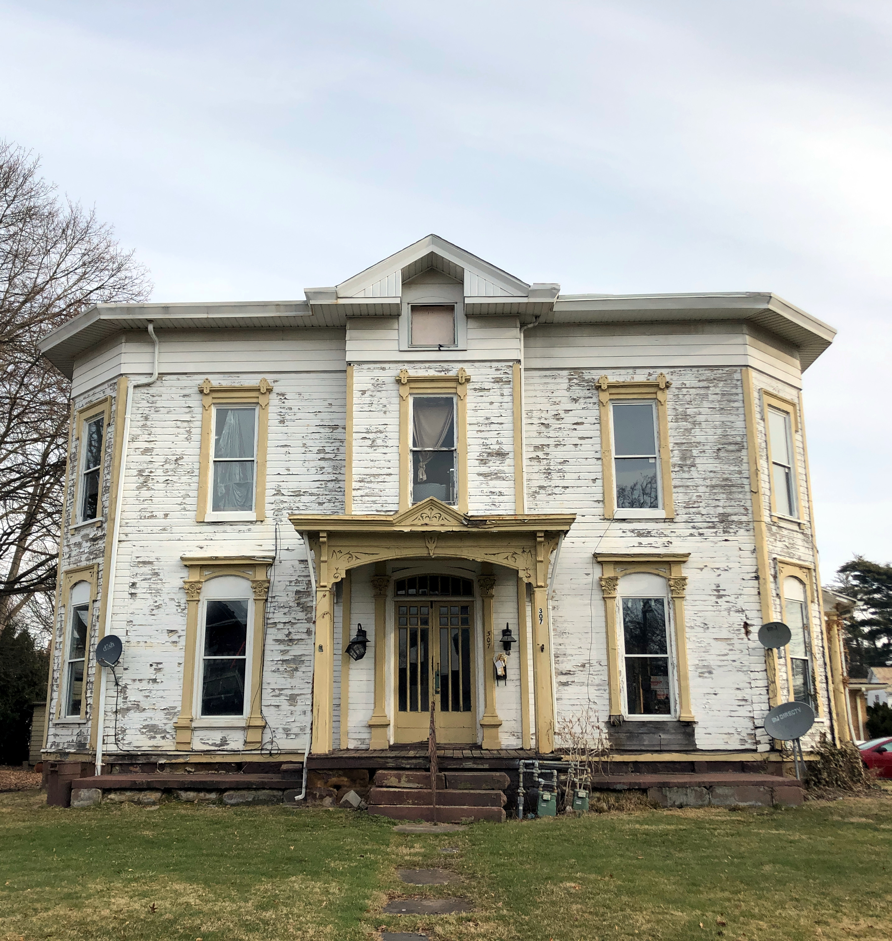 309 Fair Avenue NW (West Fair), March 2022.