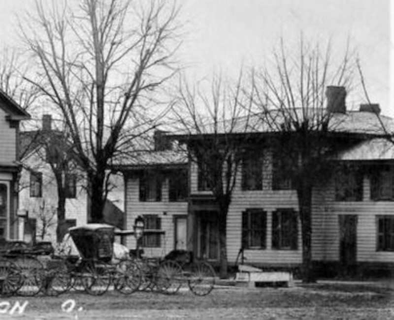 Image of the Kilgore House captured in 1910.