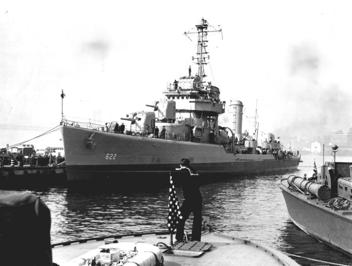 The USS Maddox (DD-622) dockside at the New York Navy Yard, 1943. (Source: navsource.org)