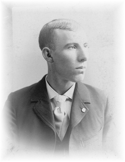 Photograph of Benjamin Franklin Nicewander, Sr. taken c. 1900. (Source: findagrave.com)