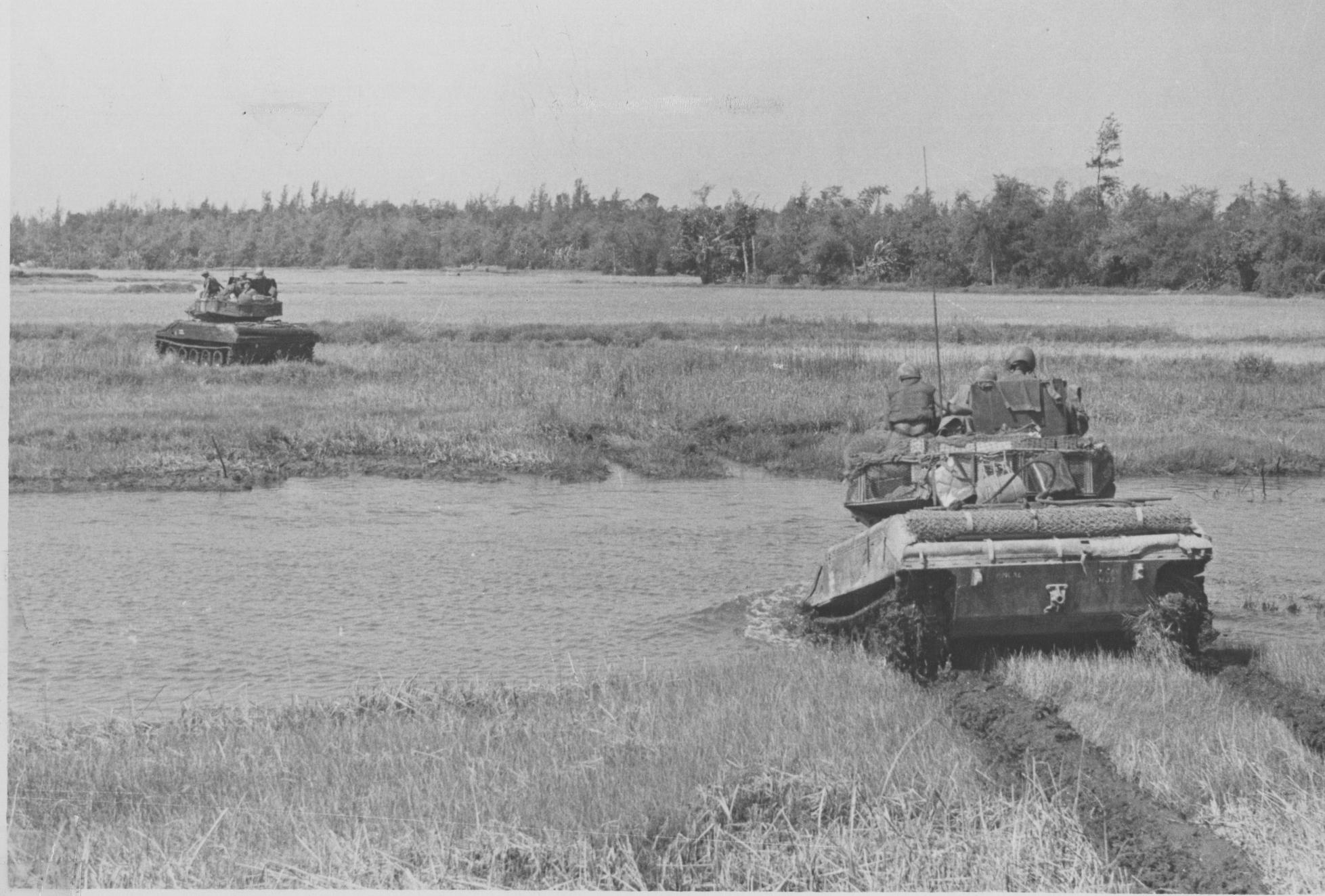 Sheridan Tanks from H Troop, 17th Cavalry, 198th Infantry Brigade of the Americal Division, cross the Song Diem River during Operation Nantucket Beach, about 10 miles northeast of Quang Ngai. (USA Photo by Sgt. Thomas C. Elmer; https://www.vietnam.ttu.edu)