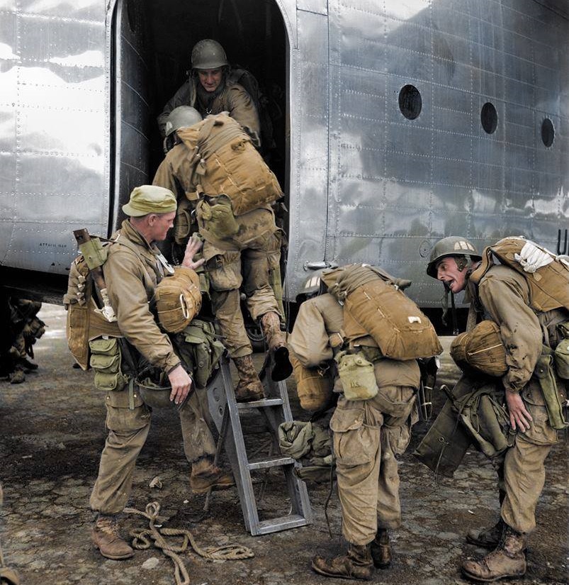 Troops of the 187th Regimental Combat Team board a C-119 "Flying Boxcar" for their drop behind enemy lines north of Pyonyang, Korea, 20 October 1950. (Source: militaryimages.net)