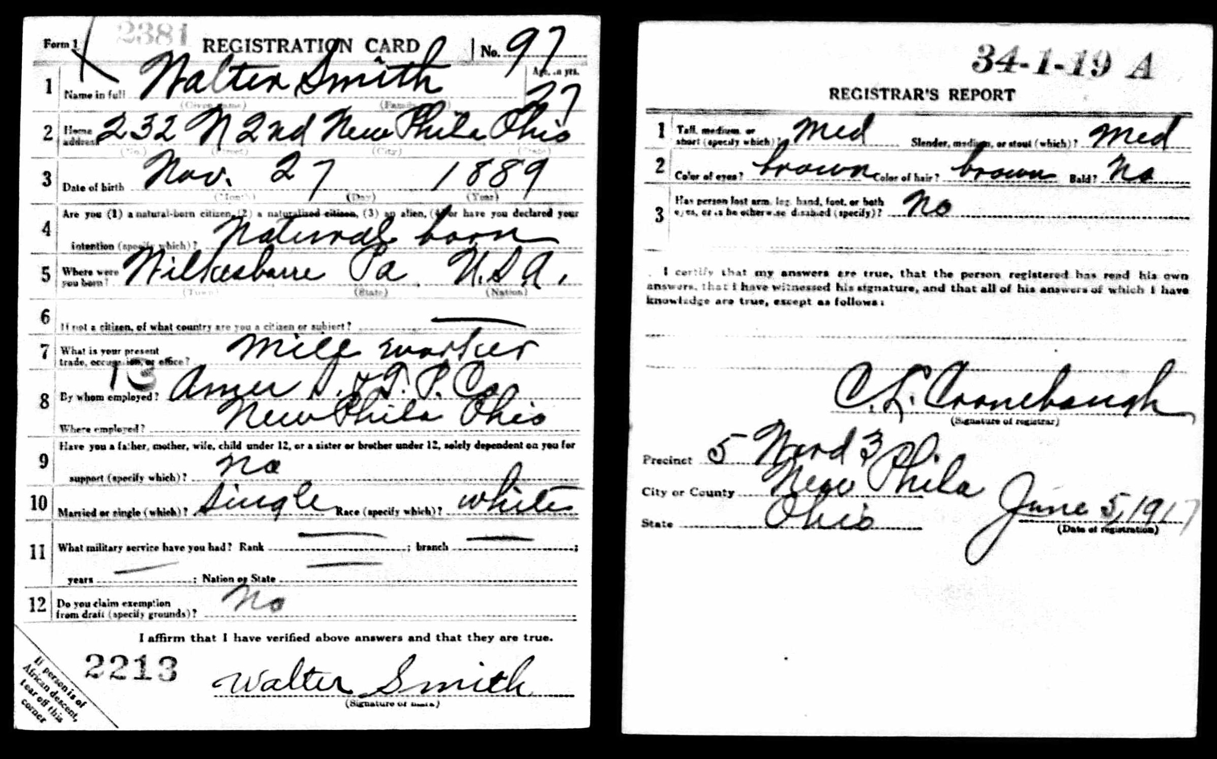 Walter A. Smith's draft registration form, completed in June 1917. (Source: familysearch.org)