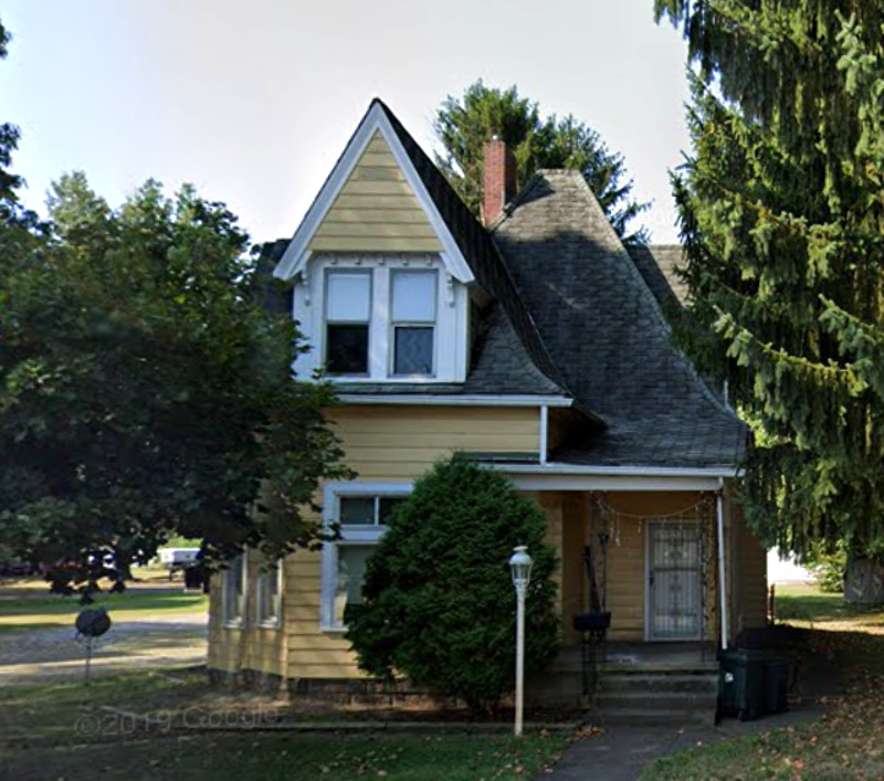 The McCullough House on Tuscarawas Avenue, 2019. (Source: google.com)