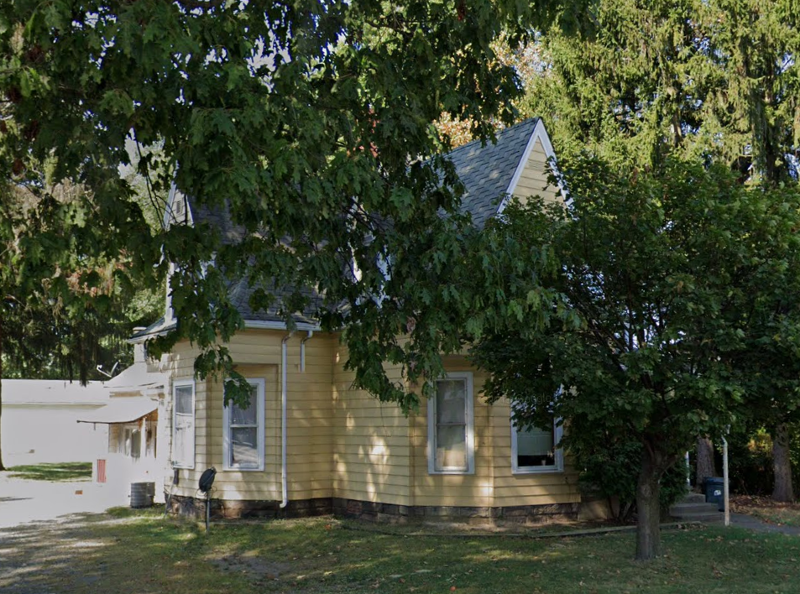 The McCullough House on Tuscarawas Avenue, 2019. (Source: google.com)