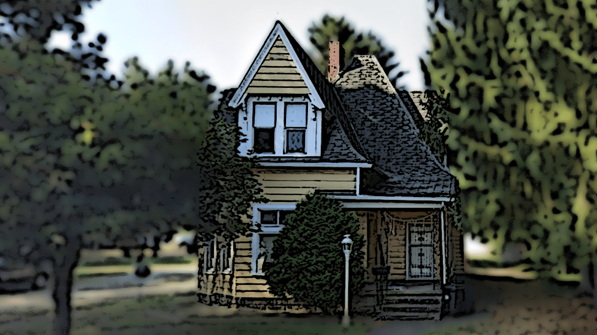 The McCullough House on Tuscarawas Avenue, New Philadelphia, 2019. (Source: google.com)