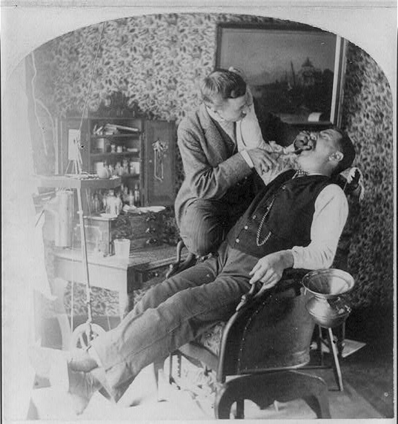An image of a 19th century dentist at work. (Source: loc.gov)