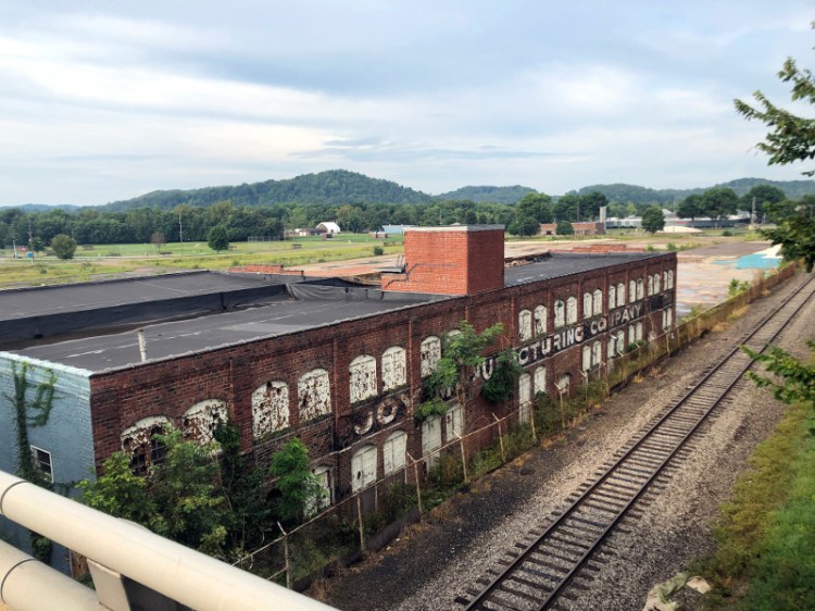 The location of the English & Dixon Agricultural Works (modern Howden Buffalo Plant location) in New Philadelphia, September 2022.