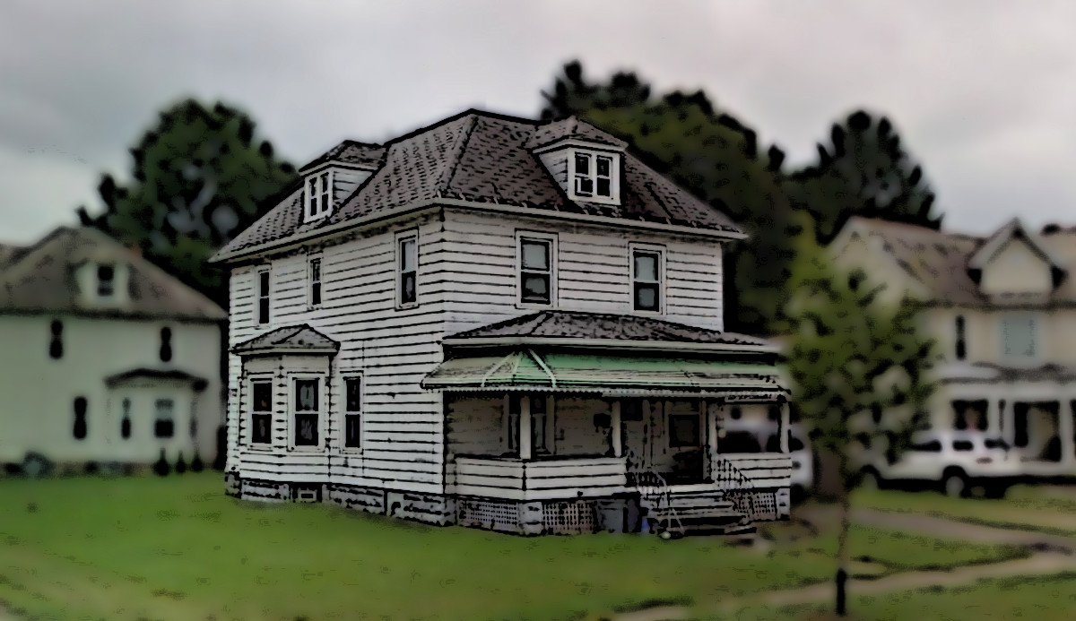 The Schmidt House on Ray Avenue NW, New Philadelphia, Ohio, 2018. (Source: google.com)