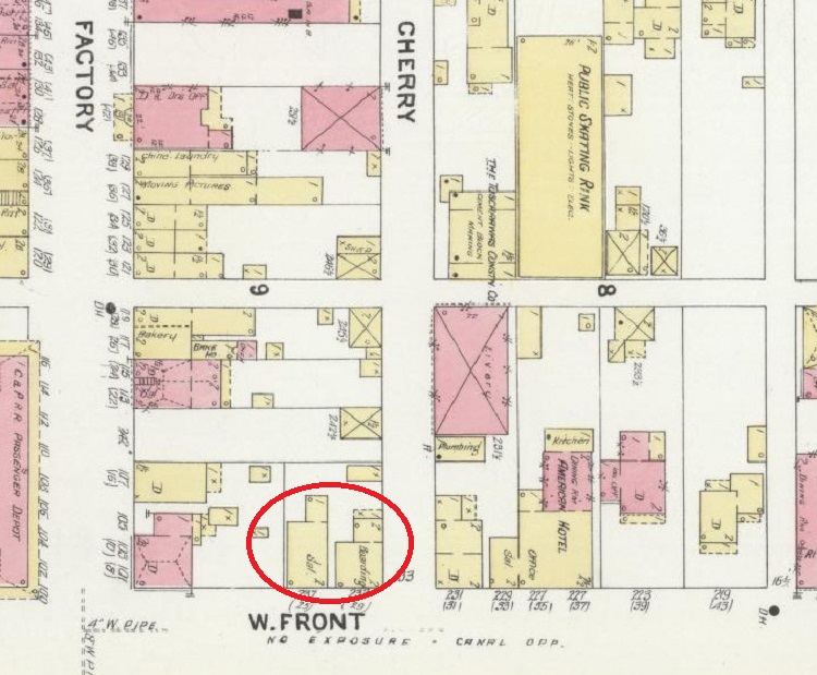 The Pfeiffer property, now owned by Pfeiffer and including the lot next door, as depicted on the 1907 Sanborne Fire Insurance Map for Dover, Ohio. (Source: loc.gov)