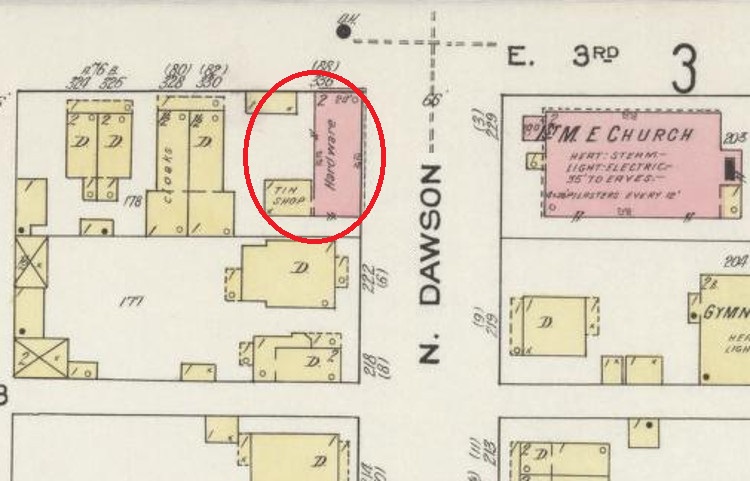 The Roby Hardware Store's location in Uhrichsville as seen on the 1915 Sanborne Fire Insurance Map. (Source: loc.gov)
