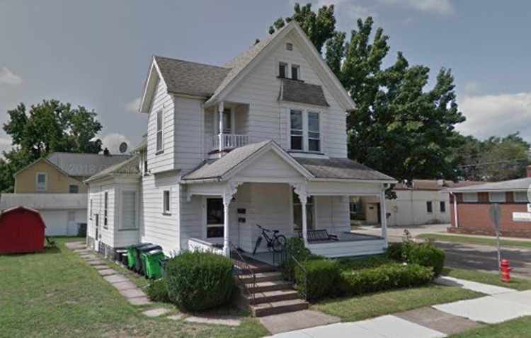 The Keuerleber House on Walnut Street in Dover, Ohio, 2018. (Source: google.com)