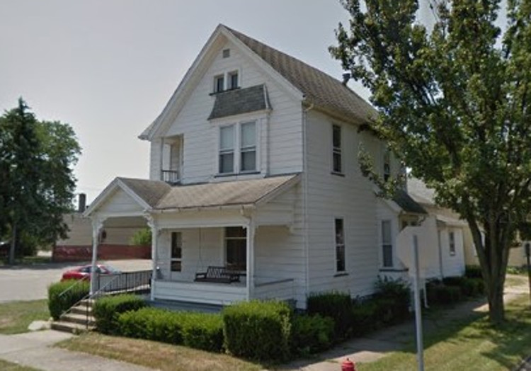 The Keuerleber House on Walnut Street in Dover, Ohio, 2018. (Source: google.com)