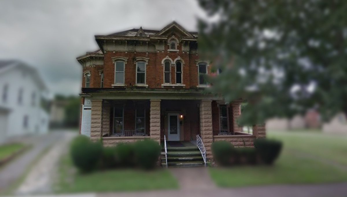 The Horning House on East High Avenue, New Philadelphia, Ohio, 2018. (Source: google.com)