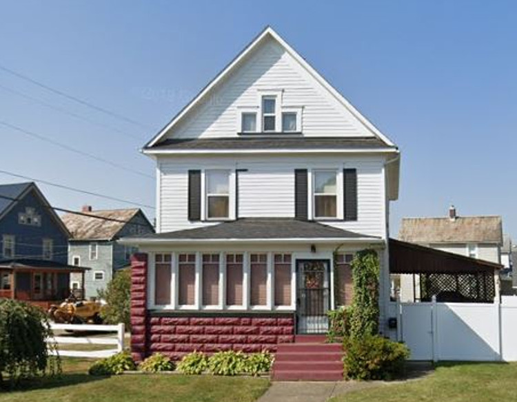 The Campbell House on Tuscarawas Avenue, New Philadelphia, Ohio, 2019. (Source: google.com)
