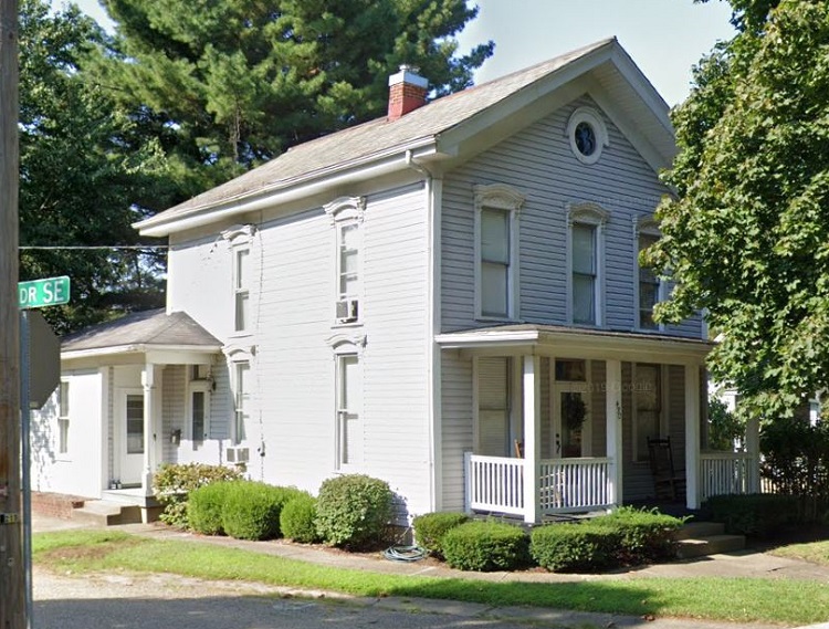 The Teichman House on East High Avenue, New Philadelphia, Ohio, 2019. (Source: google.com)