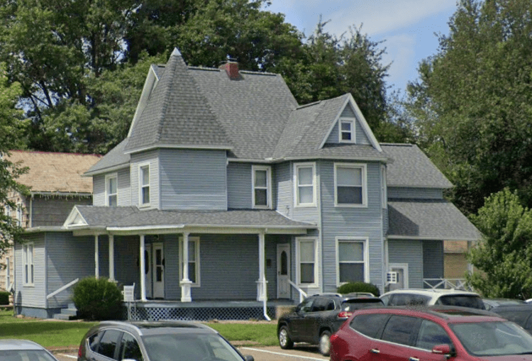 The Maurer House on Ray Avenue NW, New Philadelphia, Ohio, 2019. (Source: google,com)