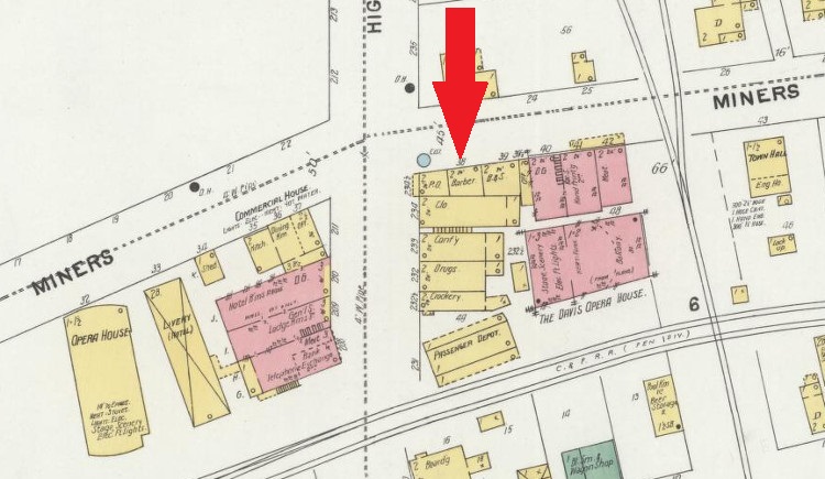 The lone barber shop in Mineral City, Ohio that may have been Ford Lord's shop indicated on the 1902 Sanborn Map for Mineral City, Ohio. (Source: loc.gov)