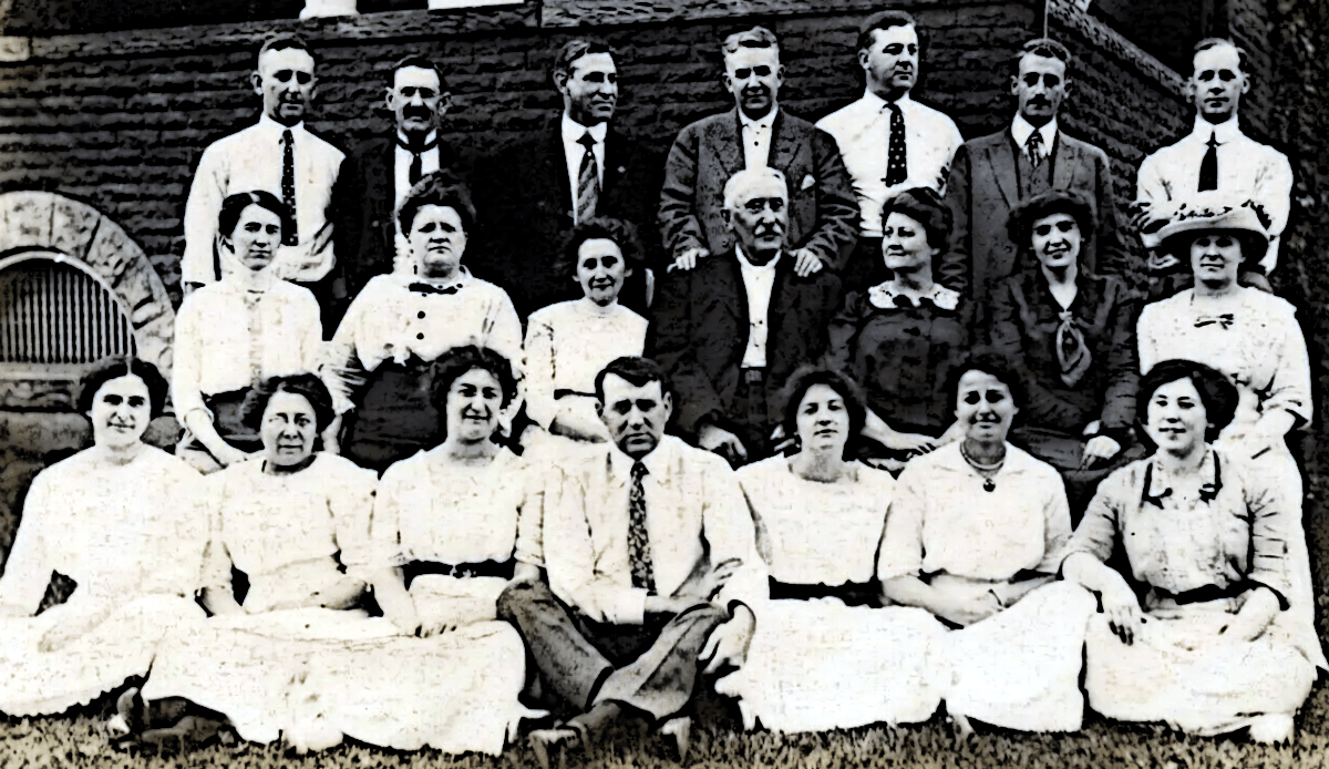 Image of the Alexander-Beyer wedding party taken in front of the Alexander residence on North Broadway, New Philadelphia, Ohio in 1913. (Source: ebay.com)