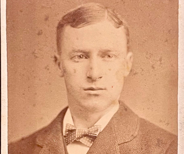 Gustavus A Senhauser, c. 1900. (Source: findagrave.com)