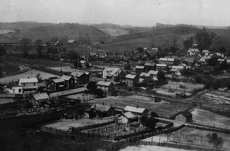 View of Roswell, Ohio in Tuscarawas County, 1923. (Source: Tuscarawas County Historical Society)