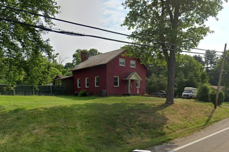 Recent view of the Quebec School outside Dover, Ohio near where John Constantino's body was discovered, 2023. (Source: google.com)