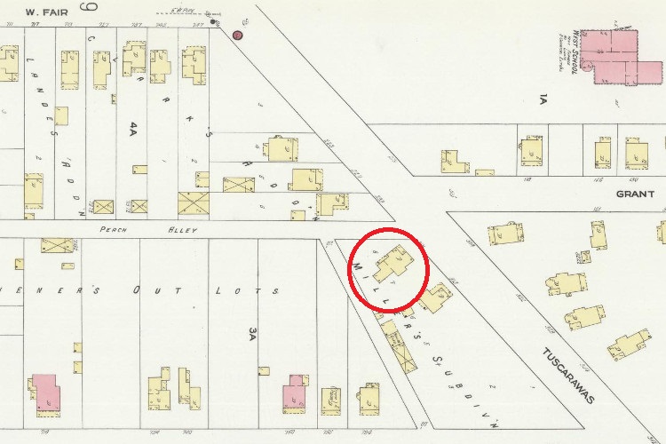 The Gray family home on Tuscarawas Avenue in New Philadelphia, Ohio depicted on the 1910 Sanborn Map. (Source: loc.gov)
