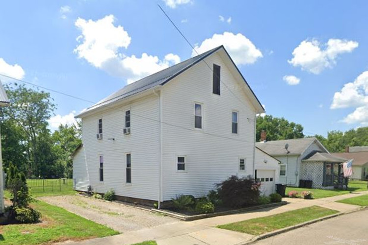 Modern view of the home on West St. Clair in New Philadelphia, Ohio where Maud Shaffer was attacked and where Harvey Colvin committed suicide, 2025. (Source: google.com)