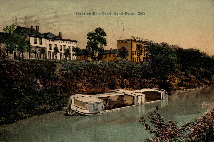 A postcard of the Ohio Canal in Dover, Ohio, c. 1910. (Source: ebay.com)