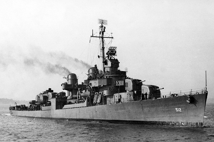 The USS Spence photographed off Boston, Massachusetts in March 1943. (Source: wikipedia)
