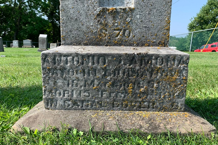 Inscription on Antonio Lemoni's headstone in St. Joseph's Cemetery in Dover, Ohio. (Source: findagrave.com)